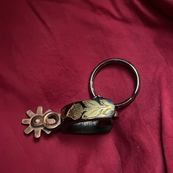 Spur key chain - Picture 3 of 3